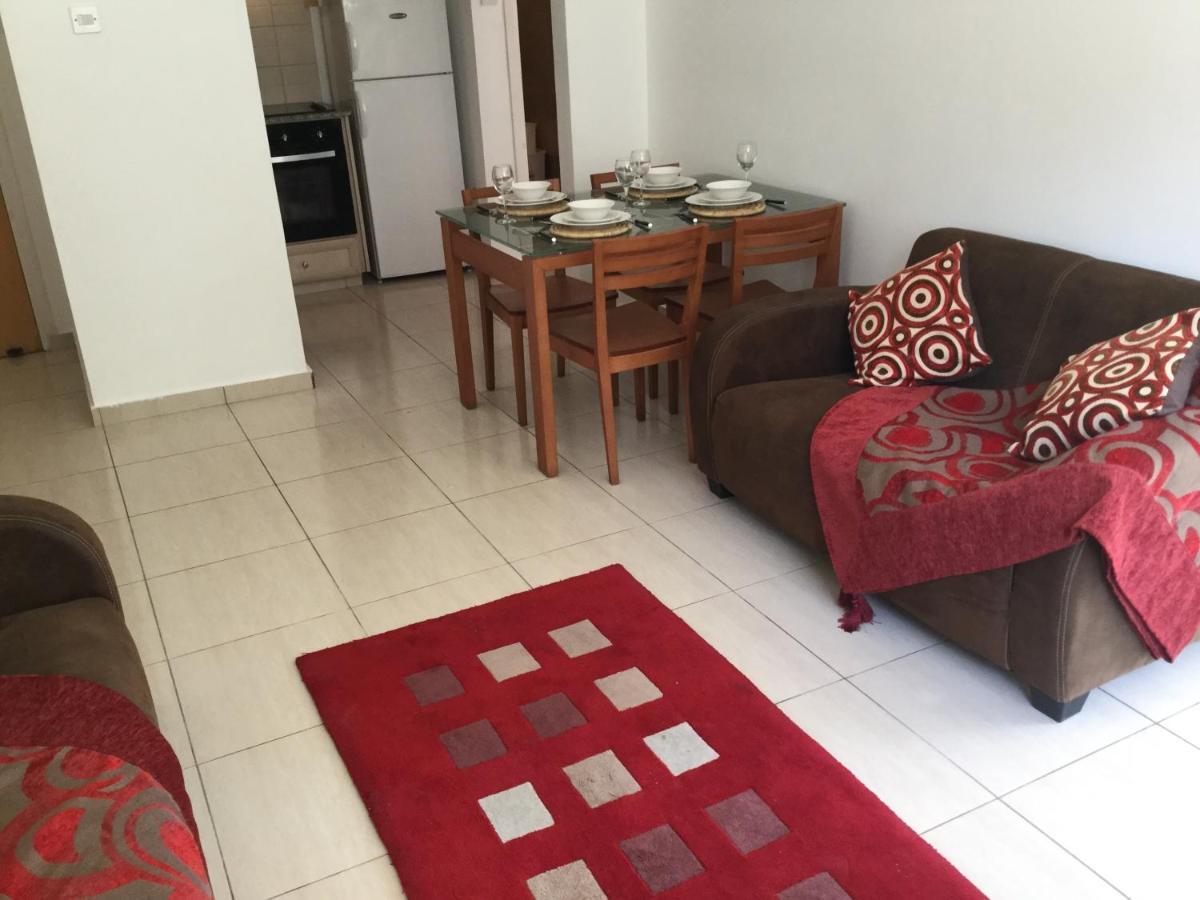 Poolside 2 Bedroom Apt, Paphos Riviera, Universal Area Exterior photo